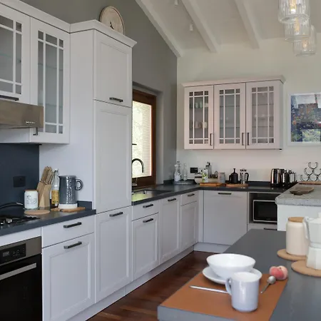 Roseo - View With Private Pool