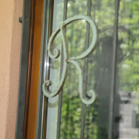 Roseo - View With Private Pool וילה