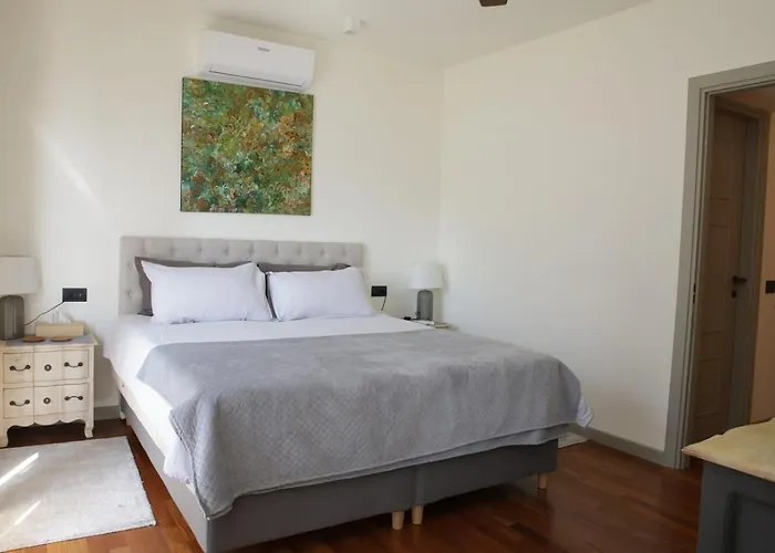 Roseo - View With Private Pool Muronico